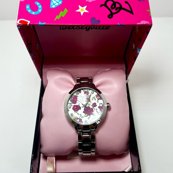 Betseyville Johnson Casual Floral Women’s Wrist Watch - Picture 3 of 6